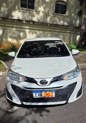 TOYOTA YARIS 1.3 16V FLEX XL LIVE MULTIDRIVE TOYOTA YARIS 1.3 16V FLEX XL LIVE MULTIDRIVE